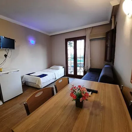 Hotel de apartamente Dasis 3*