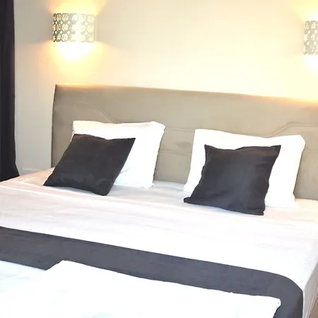 Aparthotel Dasis